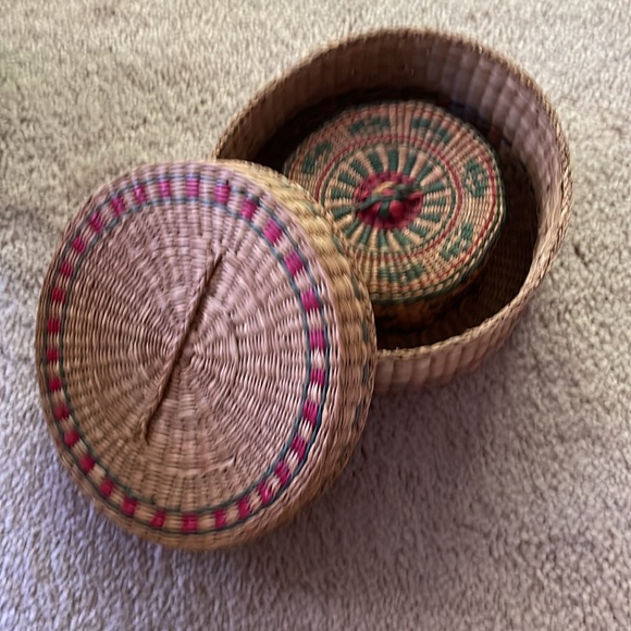 Intricate, colorful hand woven basket duo - Picture 3 of 3